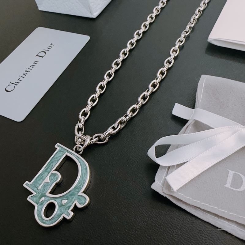 chr1st1an D10r necklaces